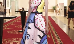 Vietnam's Next Top Model 2014 cùng hai quán quân bị “ném đá” dữ dội